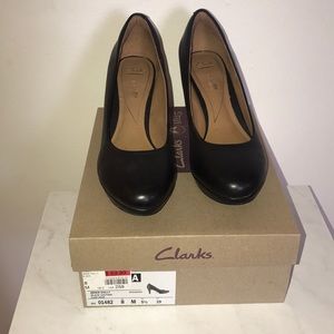 Clarks Brier Dolly Heels